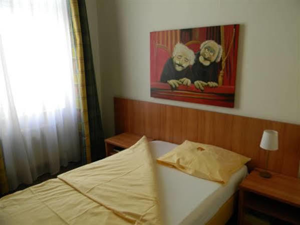 Trip Inn Hotel Blankenburg Karlsruhe Dış mekan fotoğraf