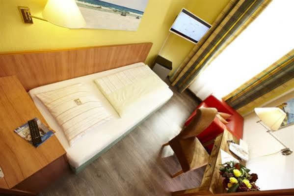 Trip Inn Hotel Blankenburg Karlsruhe Dış mekan fotoğraf